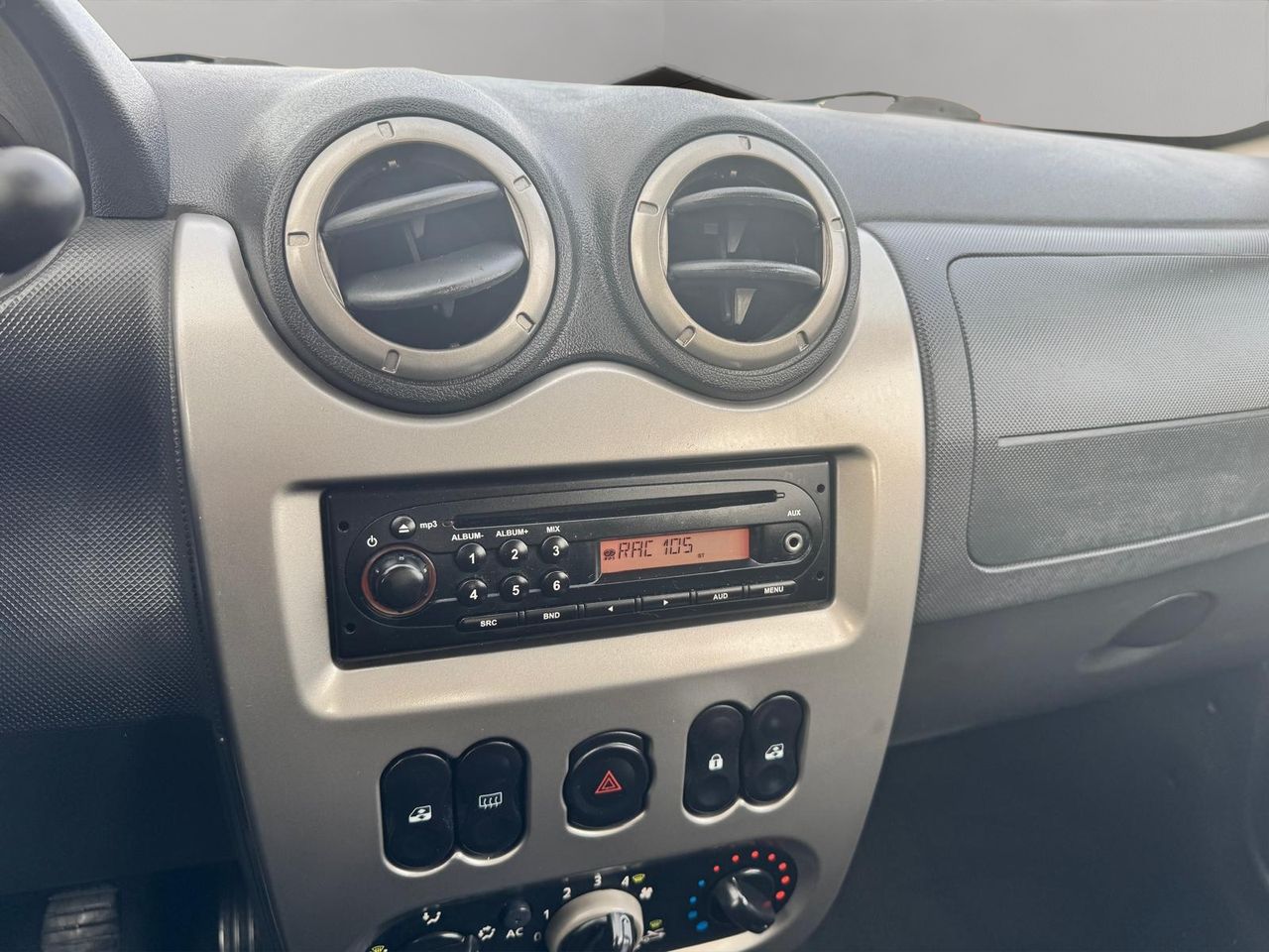 Dacia Sandero Stepway Music 1.5 dCi 90 CV - Foto 15