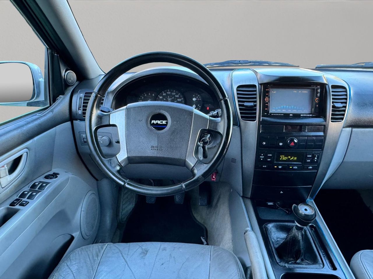 Kia Sorento 2.5 CRDI EX1 - Foto 18