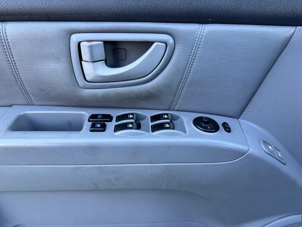 Kia Sorento 2.5 CRDI EX1 - Foto 17