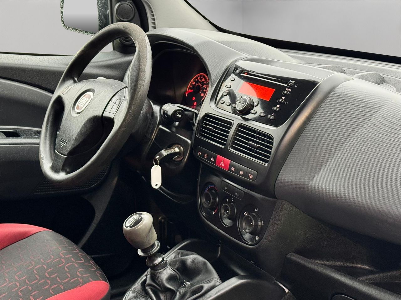 Fiat Doblò Dobló Panorama Dynamic 1.6 Multijet 105 - Foto 10