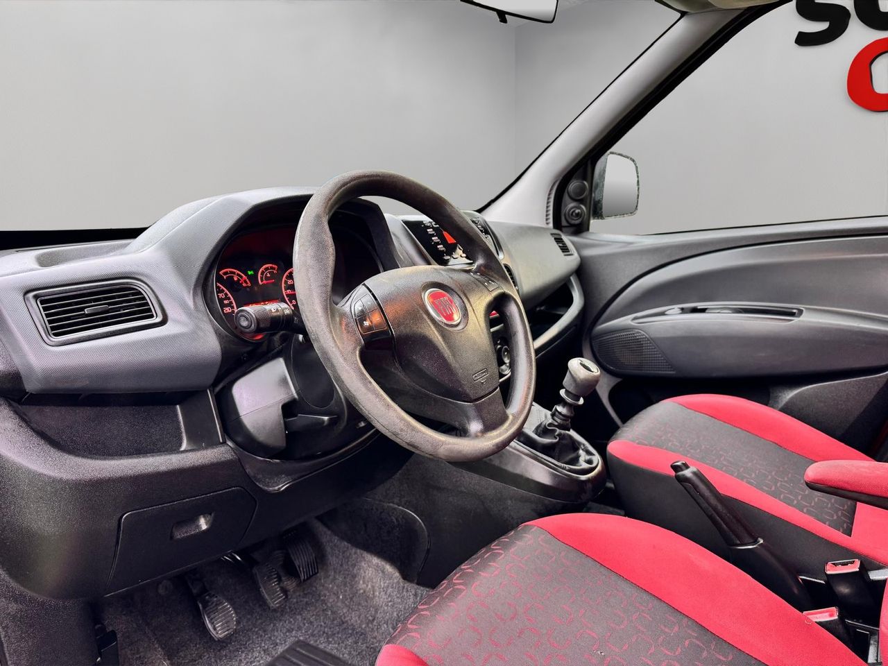 Fiat Doblò Dobló Panorama Dynamic 1.6 Multijet 105 - Foto 8