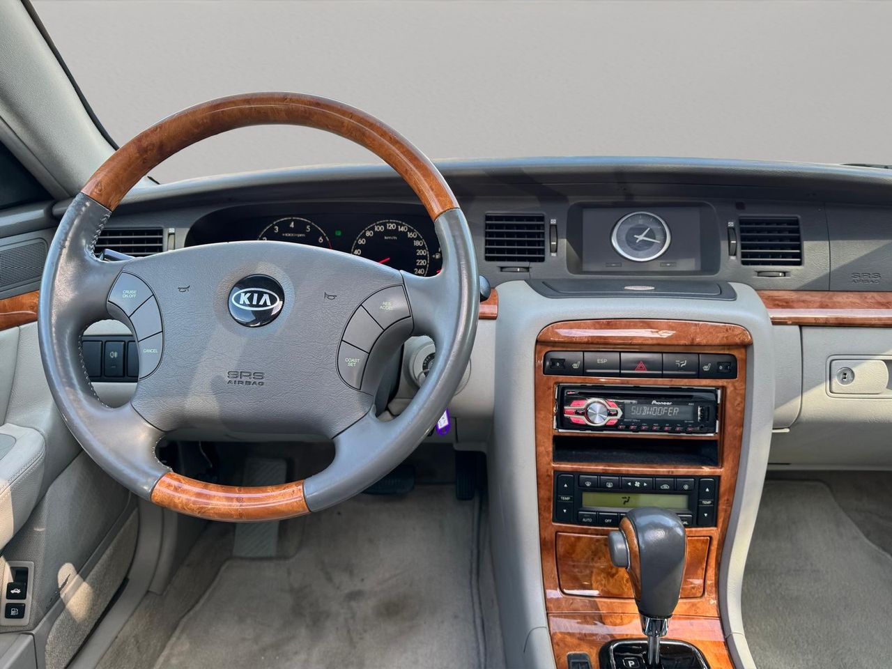 Kia Opirus 3.5 203CV - Foto 15