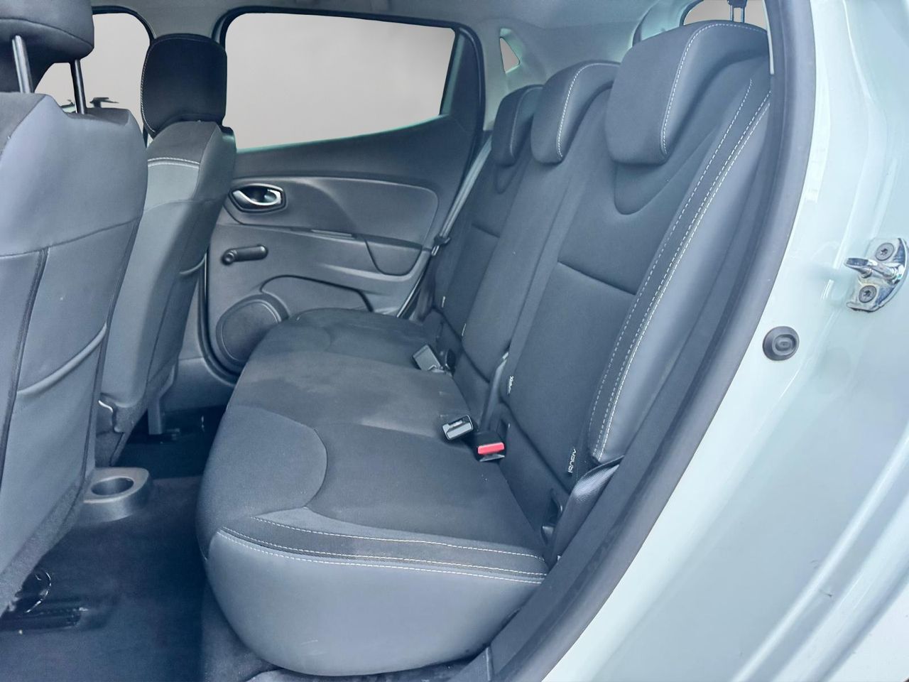 Renault Clio Limited dCi 66 kW (90 CV) - Foto 23