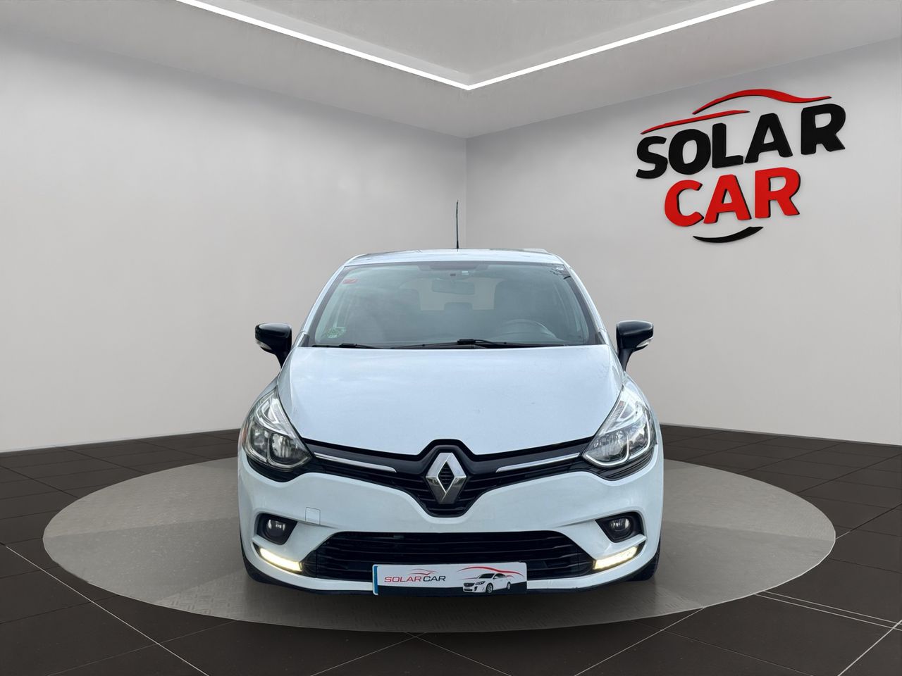 Renault Clio Limited dCi 66 kW (90 CV) - Foto 3