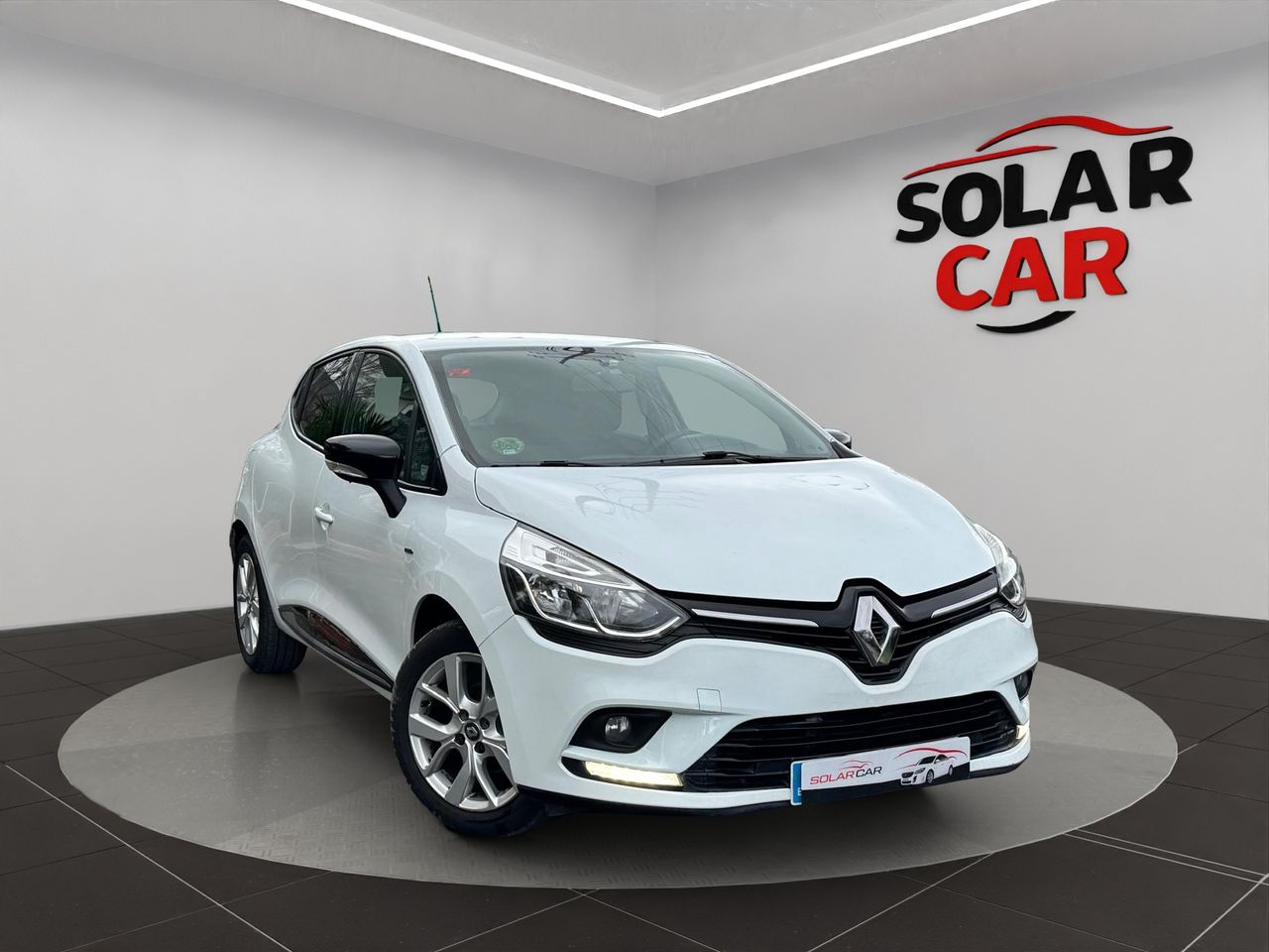 Renault Clio Limited dCi 66 kW (90 CV) - Foto 4