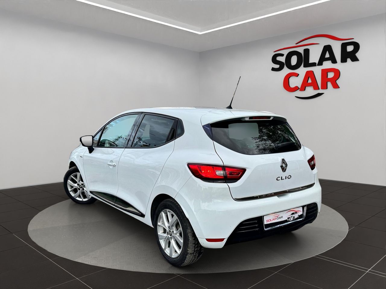 Renault Clio Limited dCi 66 kW (90 CV) - Foto 25