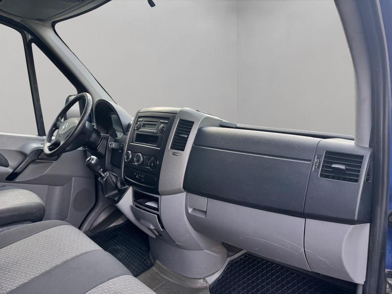 Volkswagen Crafter PRO Kombi 2.0TDI 163cv BMT 35 Medio - Foto 11