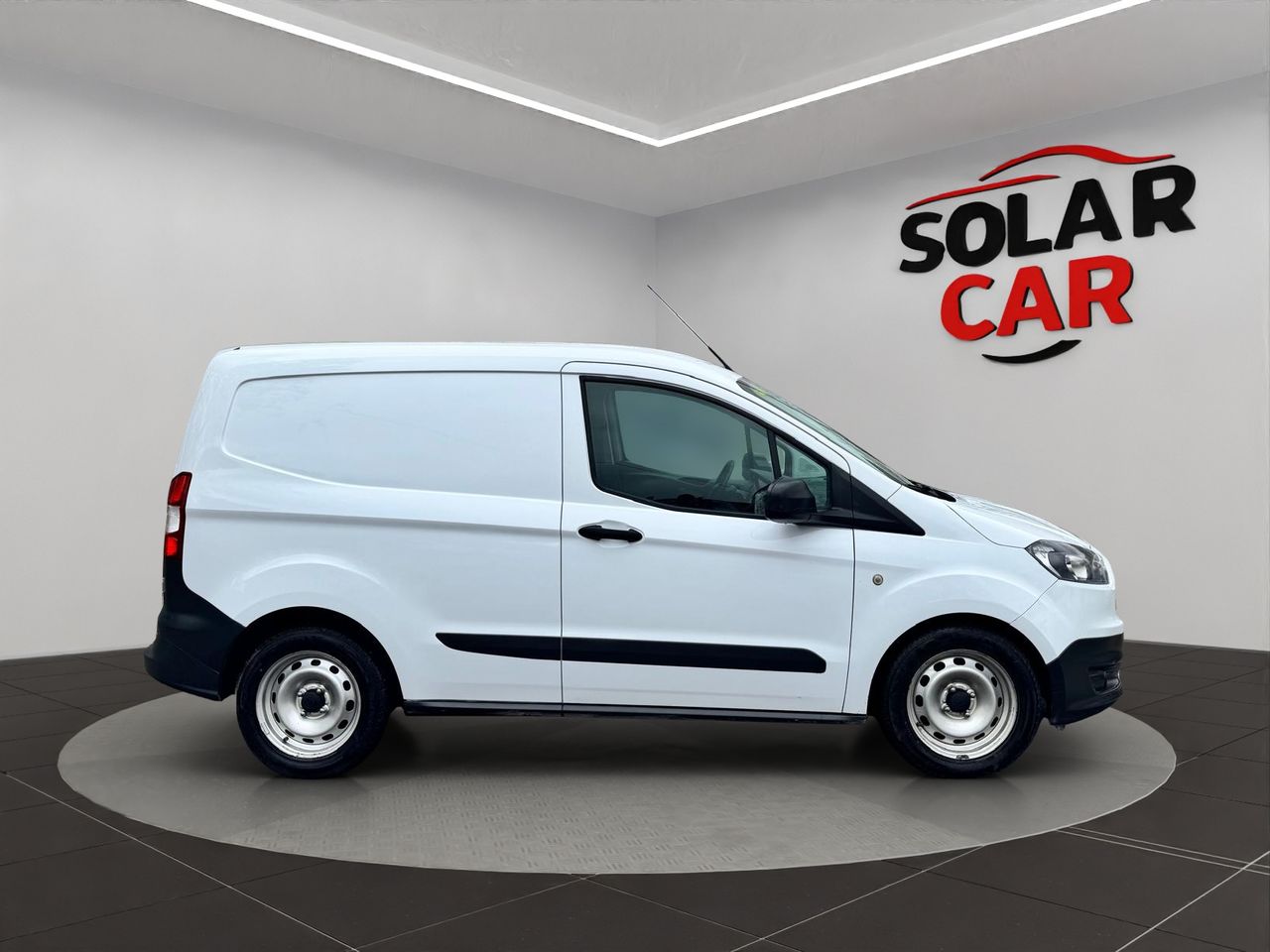 Ford Transit Courier Van 1.5 TDCi 71kW Ambiente - Foto 5