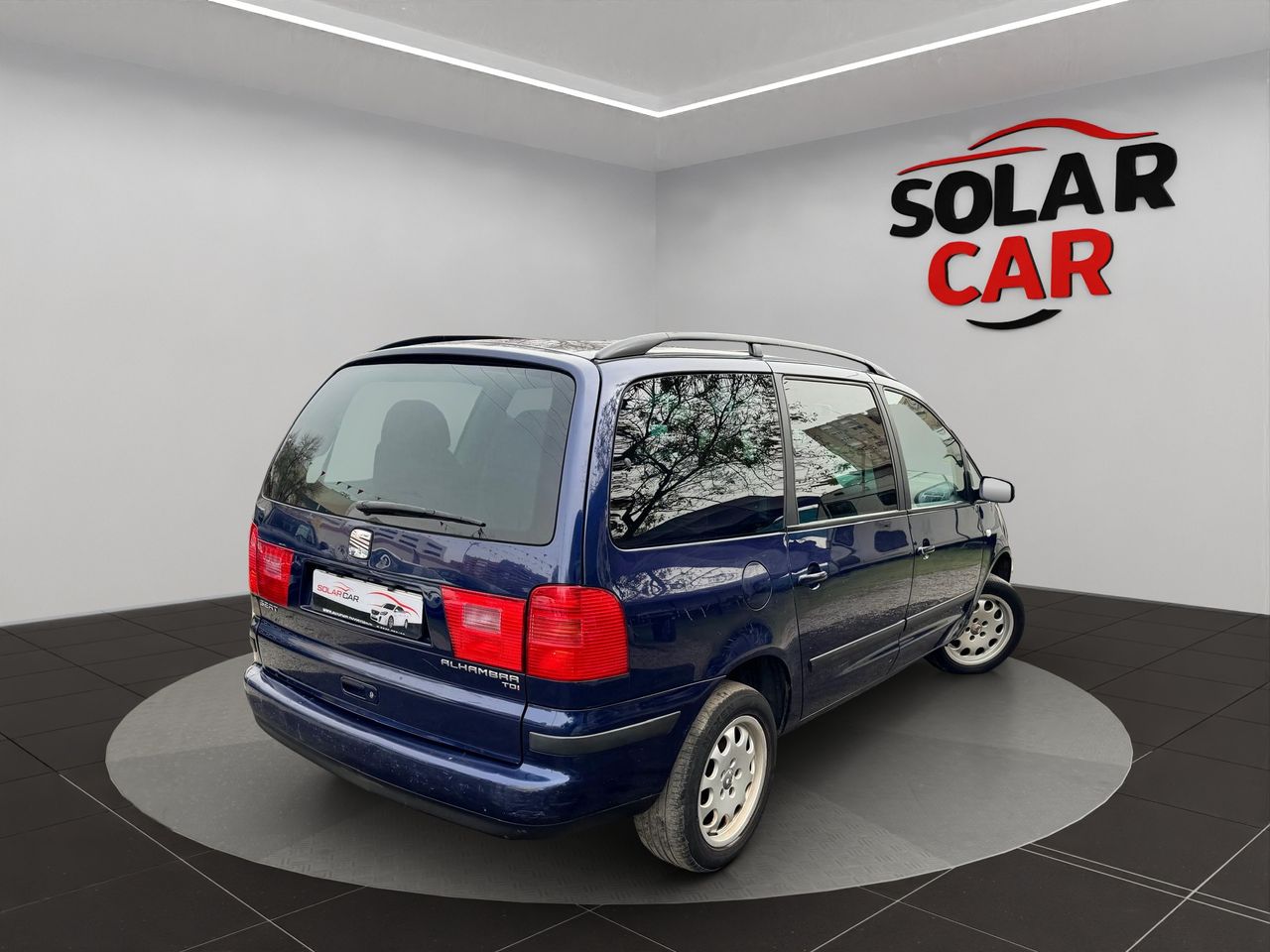 Seat Alhambra 1.9 TDi 115 CV Reference - Foto 20