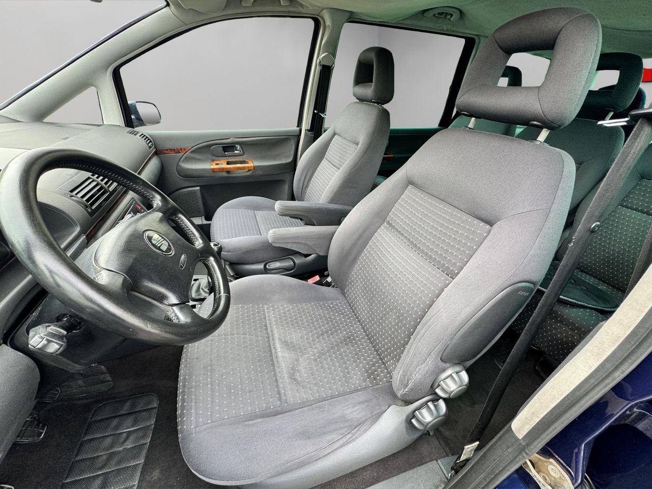 Seat Alhambra 1.9 TDi 115 CV Reference - Foto 9