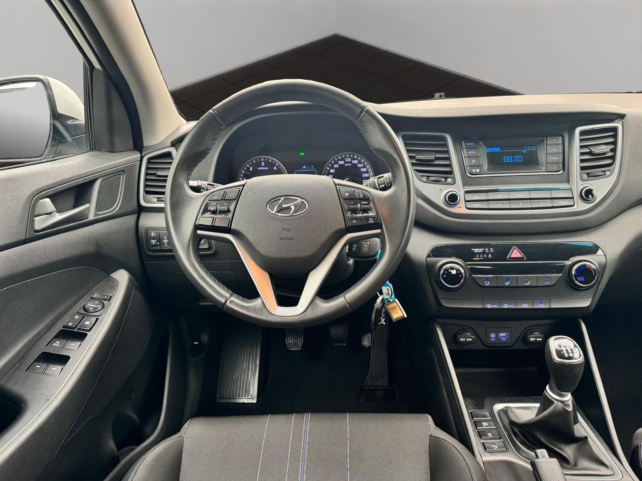Hyundai Tucson 1.7 CRDi 85 kW (115 CV) 4x2 BlueDrive Kosmo - Foto 21