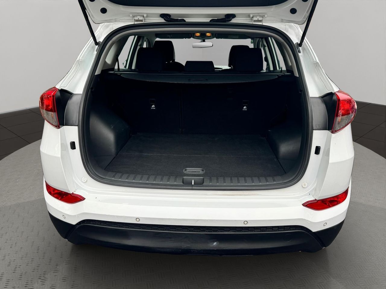 Hyundai Tucson 1.7 CRDi 85 kW (115 CV) 4x2 BlueDrive Kosmo - Foto 29