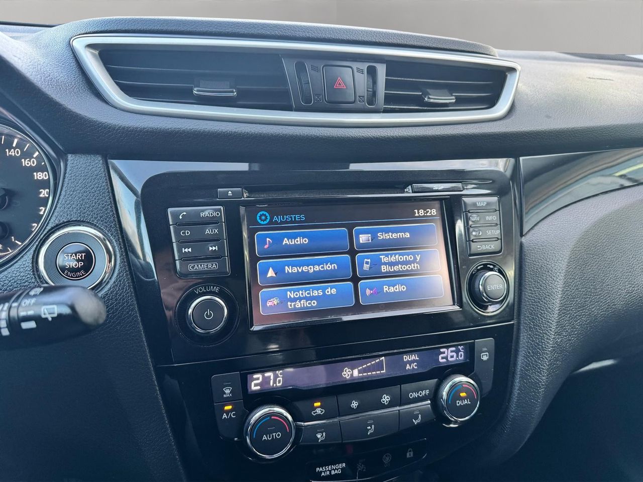 Nissan Qashqai 4x2 dCi 81 kW (110 CV) Tekna - Foto 13