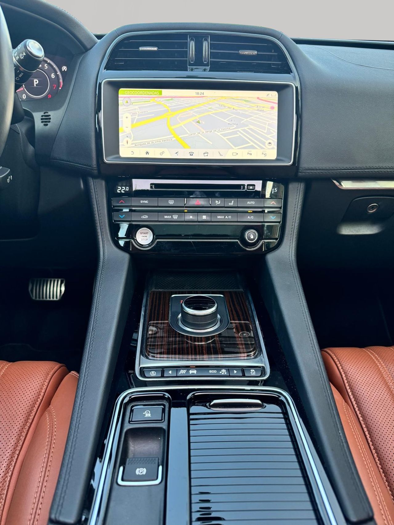 Jaguar F-Pace F-PACE 2.0 221 kW (300 CV) AWD Auto Portfolio - Foto 19