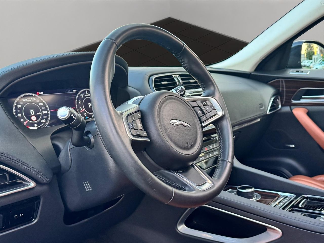 Jaguar F-Pace F-PACE 2.0 221 kW (300 CV) AWD Auto Portfolio - Foto 7