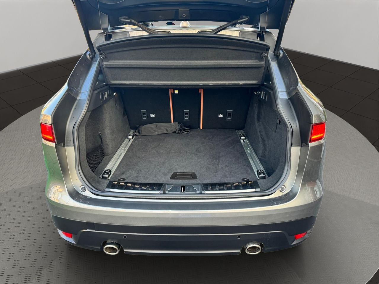 Jaguar F-Pace F-PACE 2.0 221 kW (300 CV) AWD Auto Portfolio - Foto 33