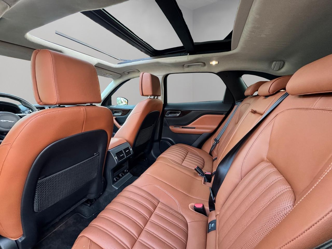 Jaguar F-Pace F-PACE 2.0 221 kW (300 CV) AWD Auto Portfolio - Foto 28