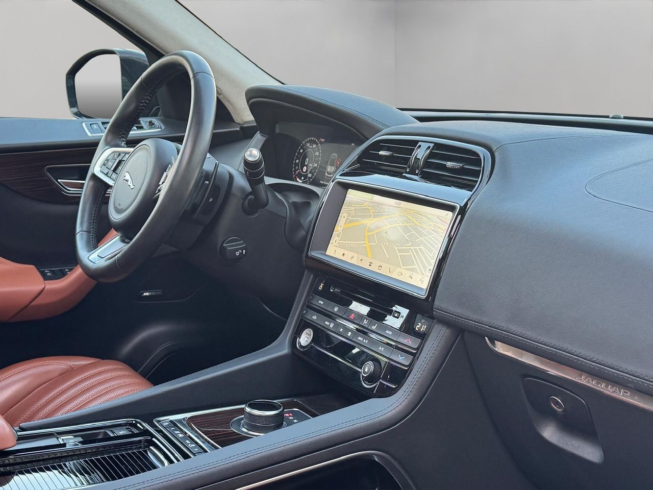 Jaguar F-Pace F-PACE 2.0 221 kW (300 CV) AWD Auto Portfolio - Foto 10