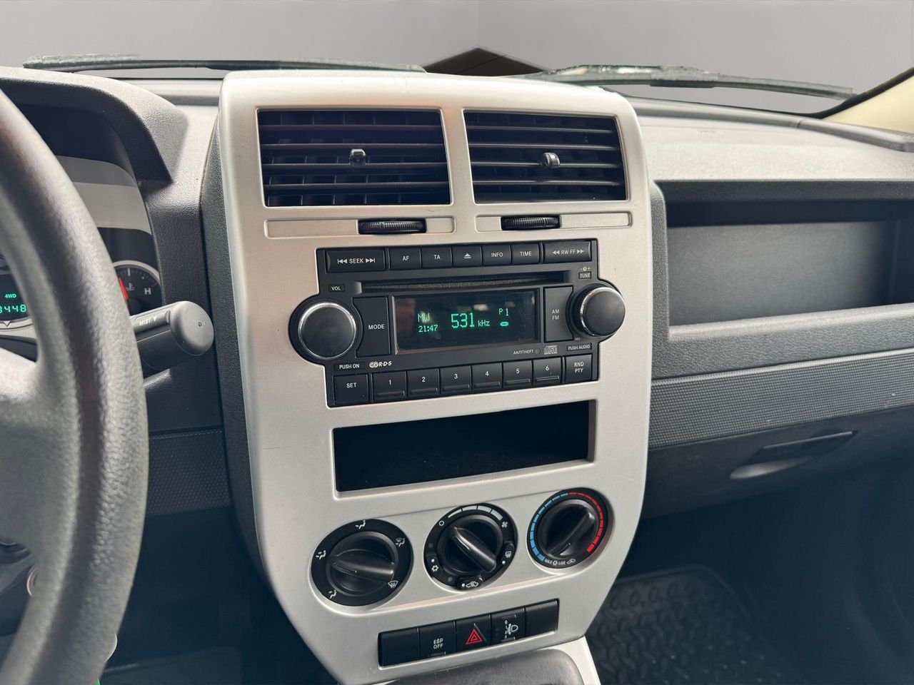 Jeep Patriot 2.0 CRD Sport - Foto 15