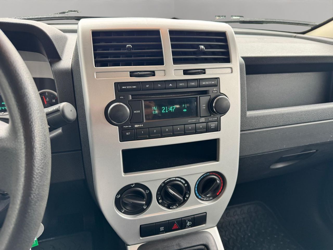 Jeep Patriot 2.0 CRD Sport - Foto 13