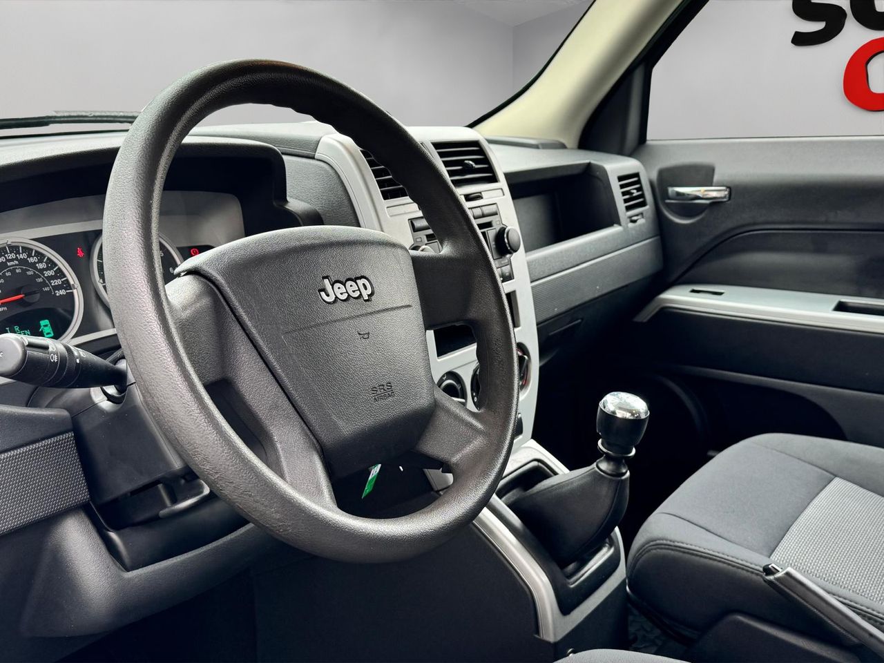 Jeep Patriot 2.0 CRD Sport - Foto 7