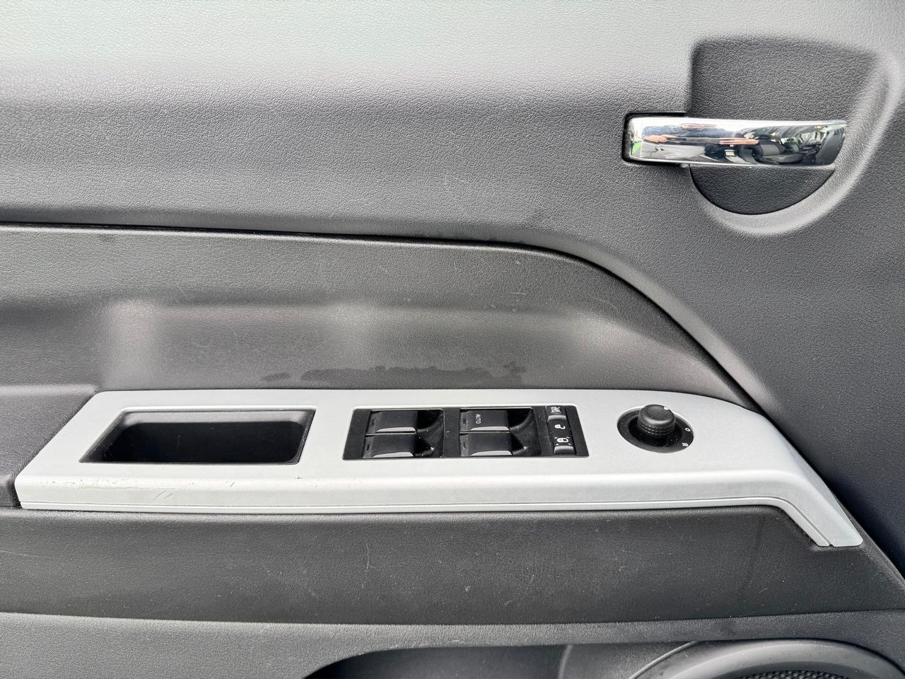 Jeep Patriot 2.0 CRD Sport - Foto 18