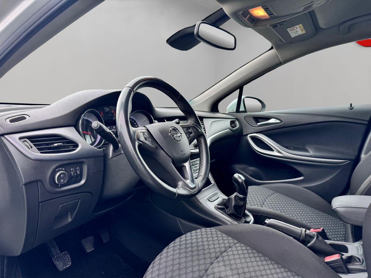 Opel Astra 5p 120 Aniversario 1.6 CDTI 81 kW (110 CV) Start/Stop - Foto 8