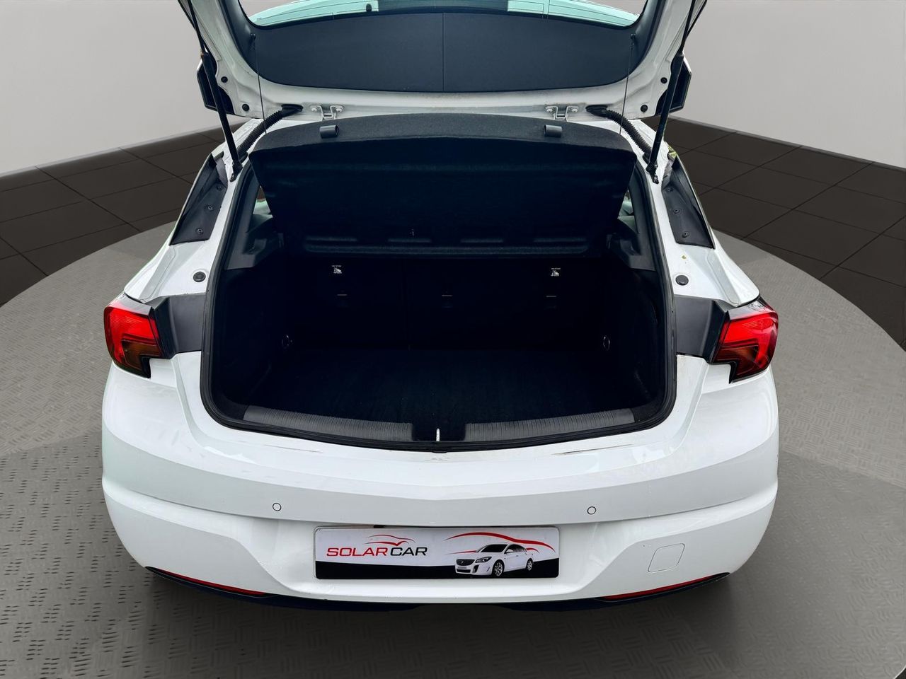 Opel Astra 5p 120 Aniversario 1.6 CDTI 81 kW (110 CV) Start/Stop - Foto 27