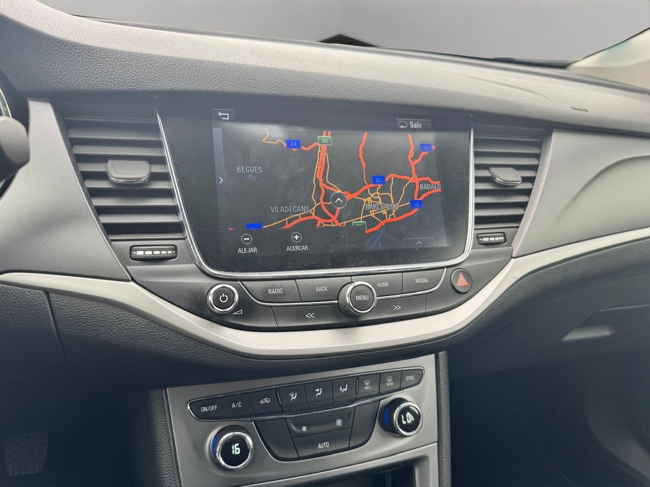 Opel Astra 5p 120 Aniversario 1.6 CDTI 81 kW (110 CV) Start/Stop - Foto 14