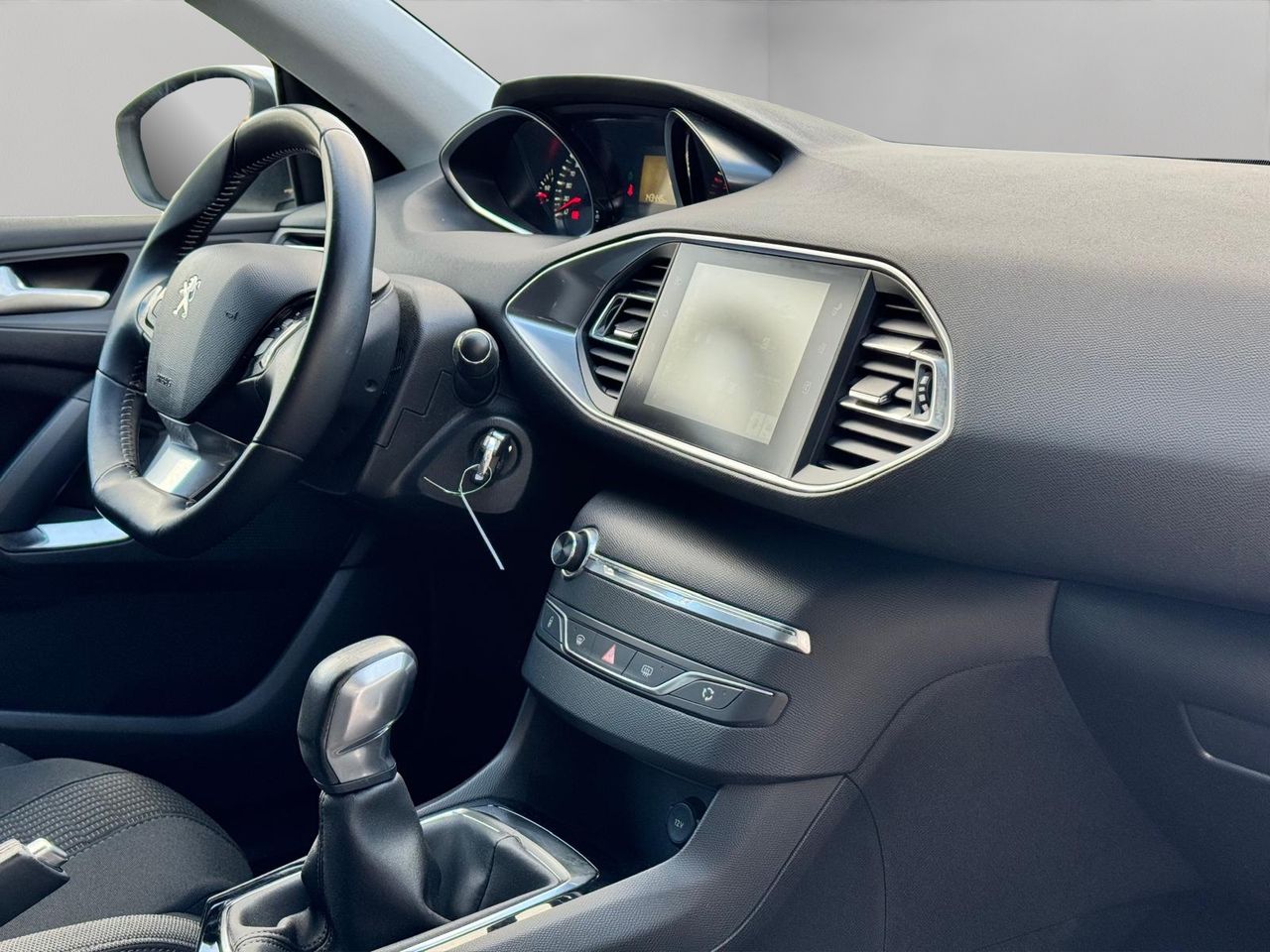 Peugeot 308 5p Style 1.6 BlueHDi 100 - Foto 10