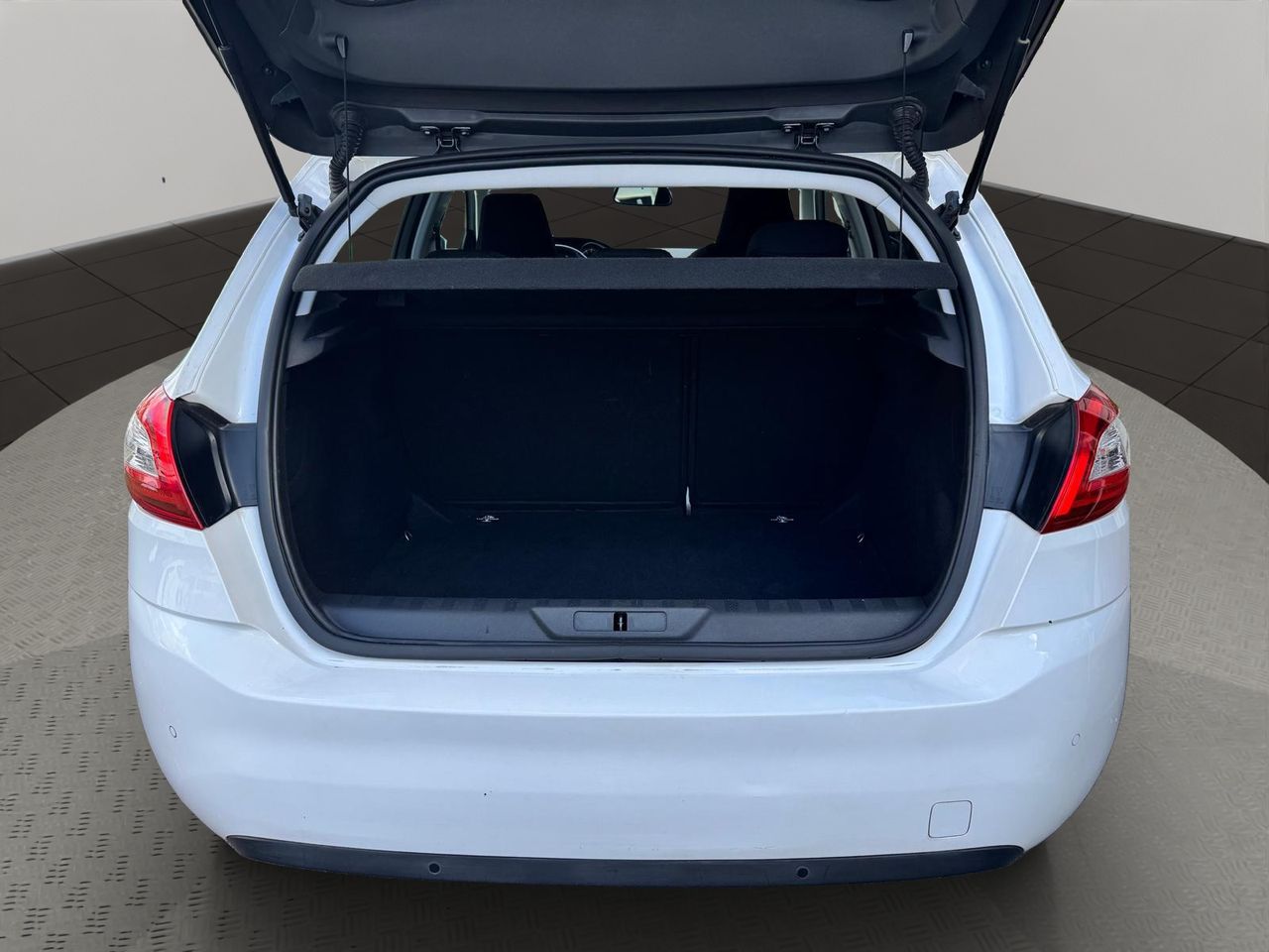 Peugeot 308 5p Style 1.6 BlueHDi 100 - Foto 29