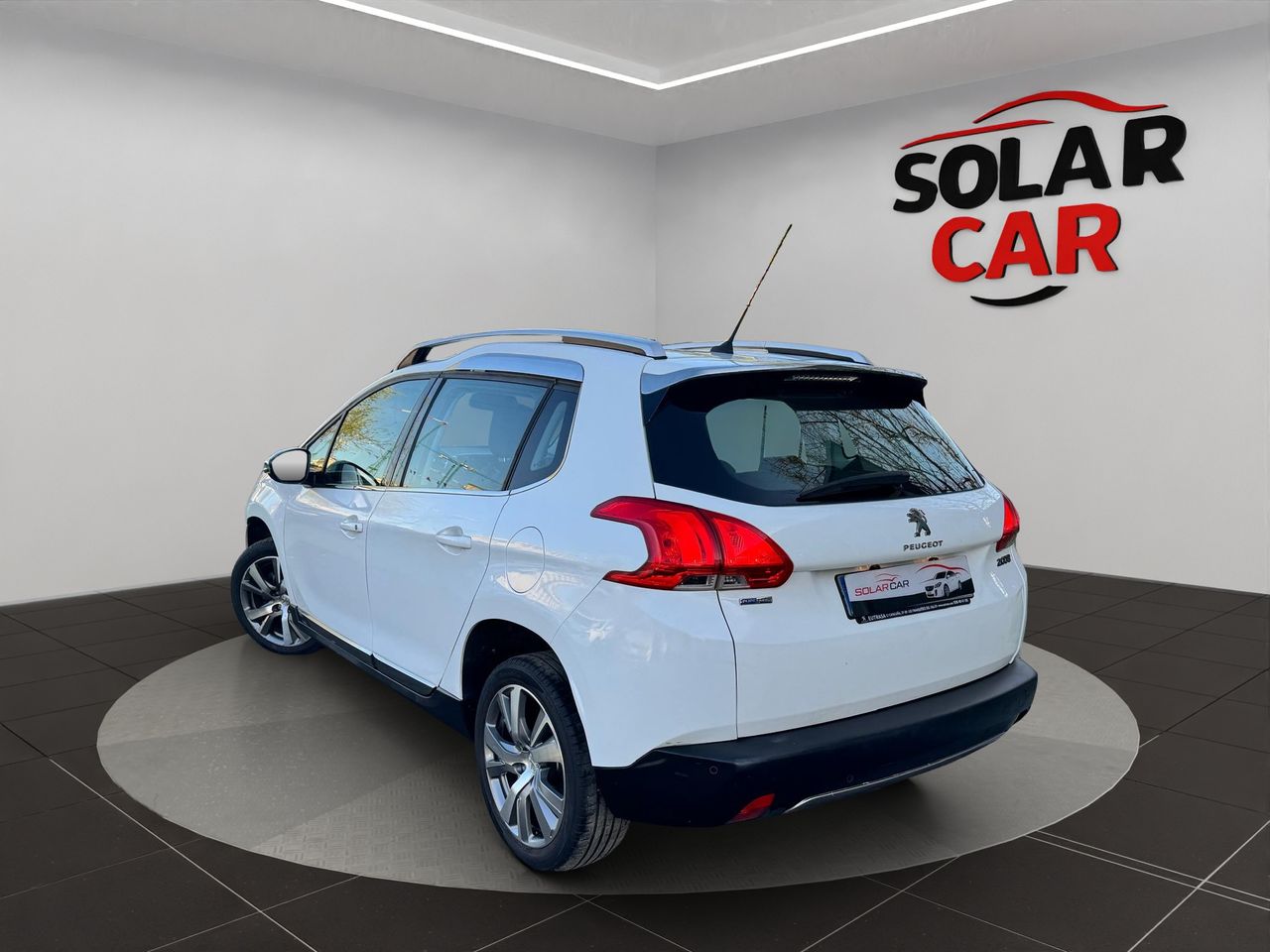 Peugeot 2008 Allure 1.2 PureTech 110 S&S - Foto 30