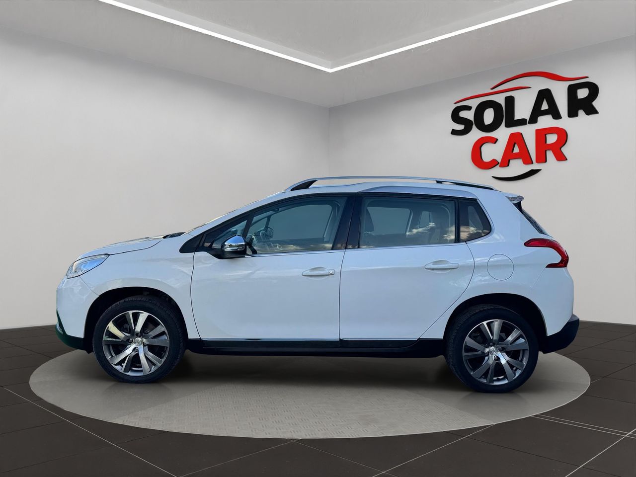 Peugeot 2008 Allure 1.2 PureTech 110 S&S - Foto 6