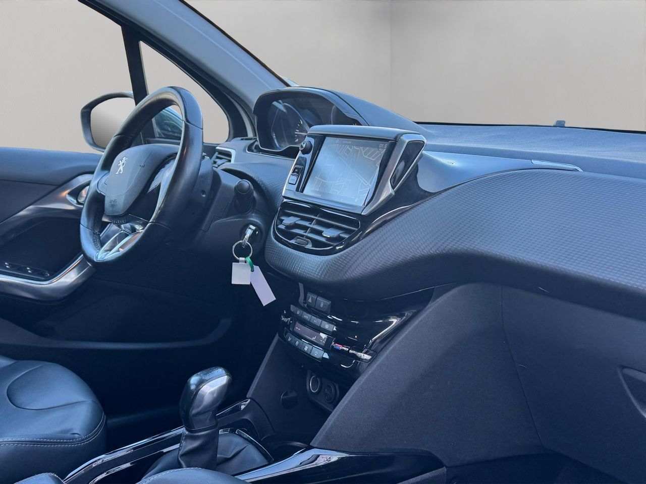 Peugeot 2008 Allure 1.2 PureTech 110 S&S - Foto 10