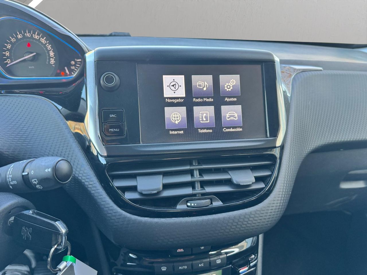 Peugeot 2008 Allure 1.2 PureTech 110 S&S - Foto 15