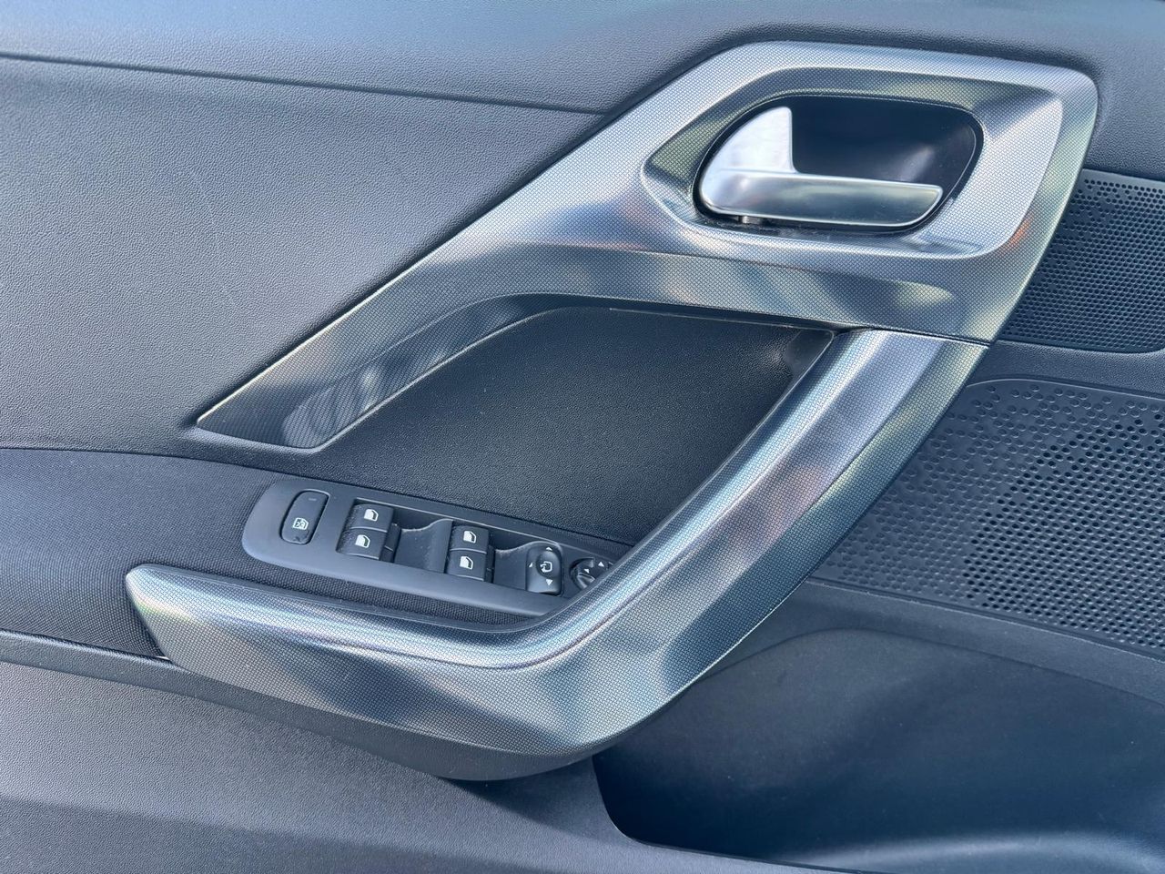 Peugeot 2008 Allure 1.2 PureTech 110 S&S - Foto 20