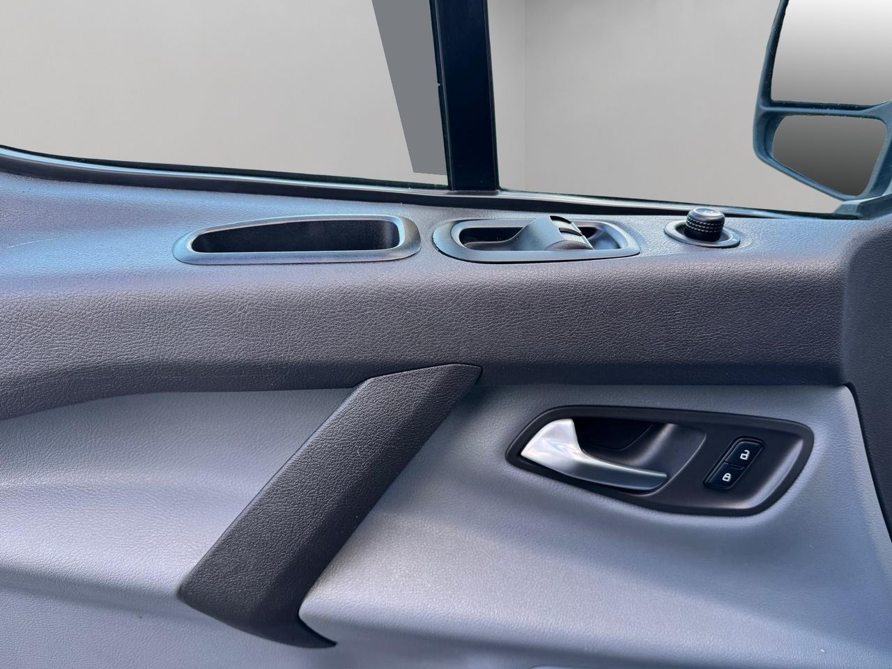 Ford Transit Custom  Kombi 2.0 TDCI 77kW 310 L1 Ambiente - Foto 17