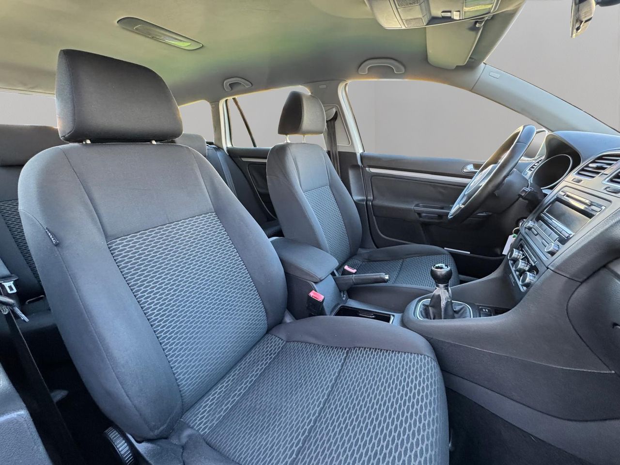 Volkswagen Golf Variant Advance 1.6 TDI 105 CV DPF - Foto 12