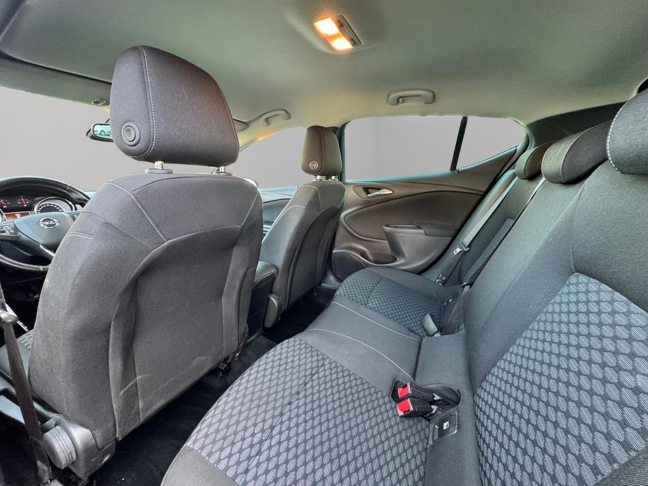 Opel Astra 5p Selective 1.6 CDTI 81 kW (110 CV) Start/Stop - Foto 24