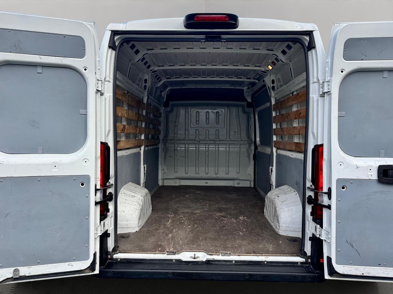 Citroën Jumper BlueHDi 103KW 140CV Furgon 35L2H2 - Foto 22