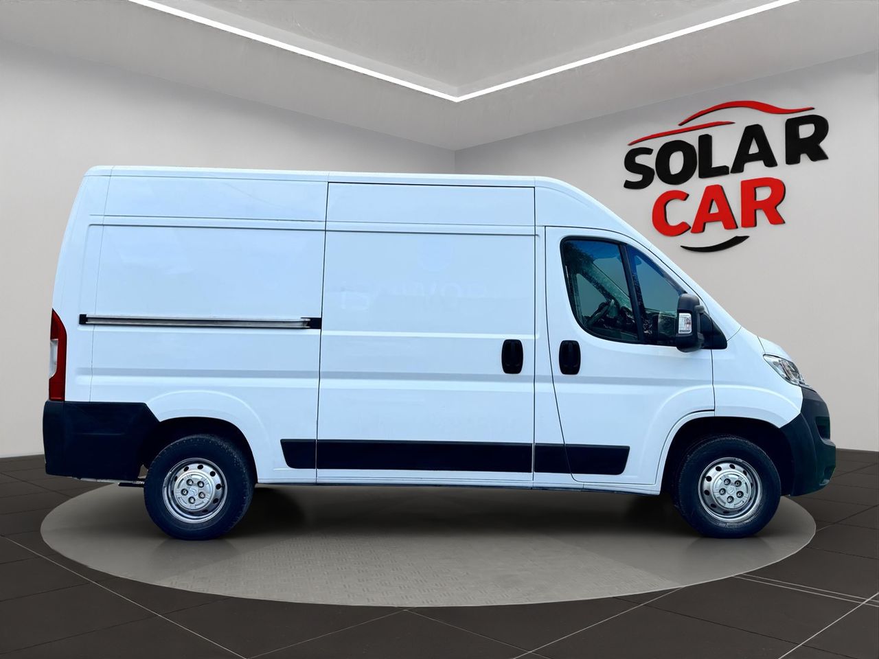 Citroën Jumper BlueHDi 103KW 140CV Furgon 35L2H2 - Foto 5