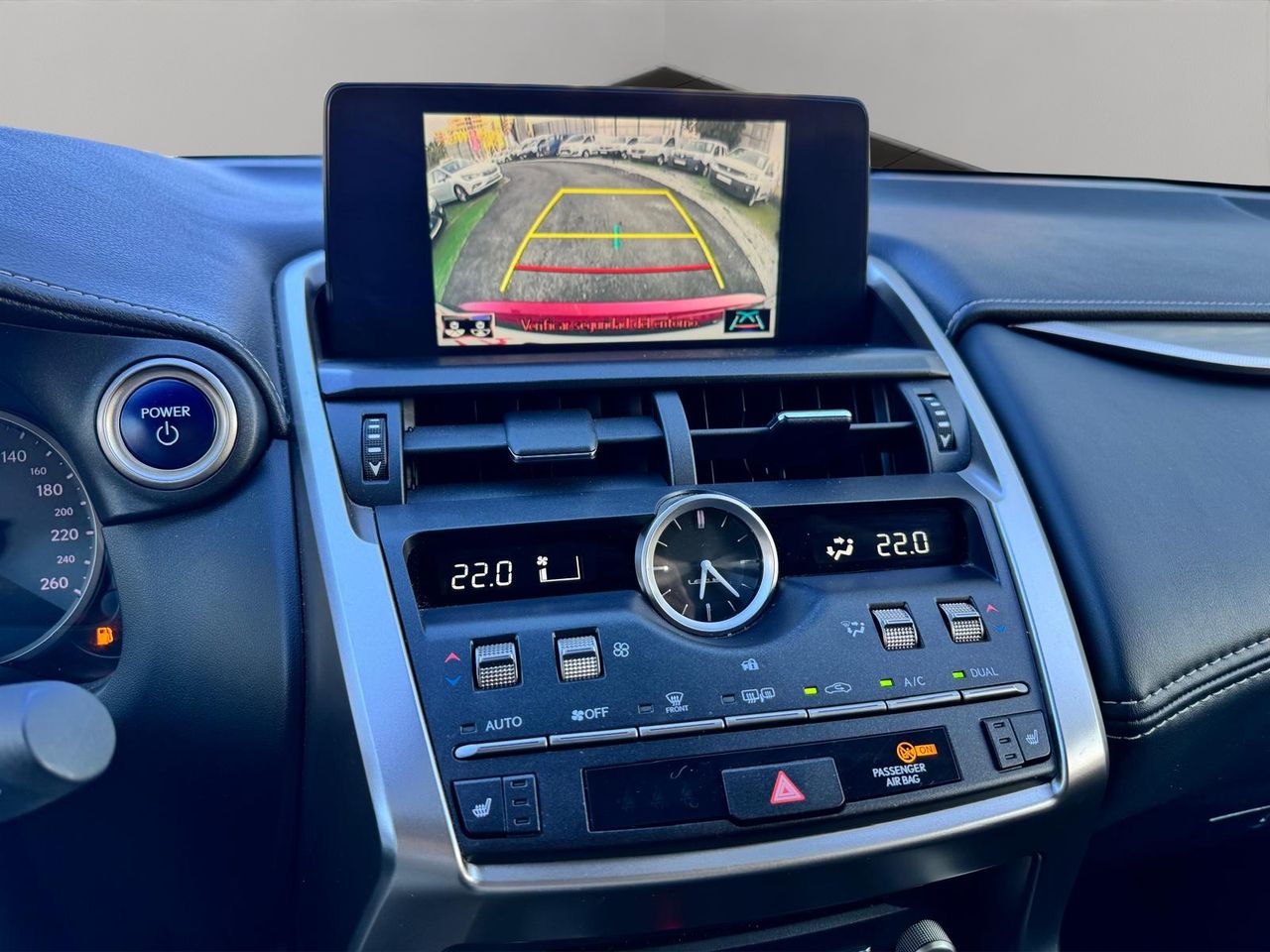 Lexus NX 300h Premium 2WD - Foto 15