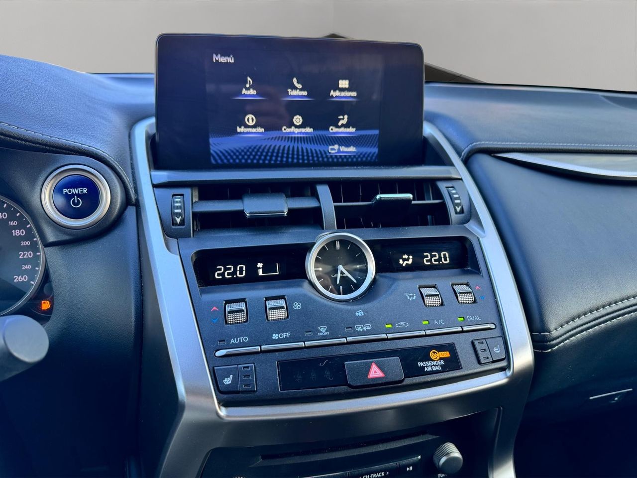 Lexus NX 300h Premium 2WD - Foto 13