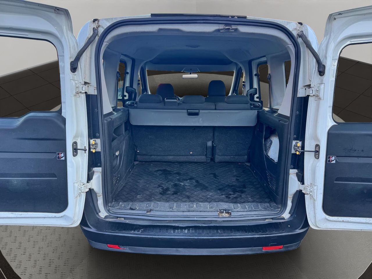 Fiat Doblò Dobló Panorama Active 1.3 Multijet 90 - Foto 24