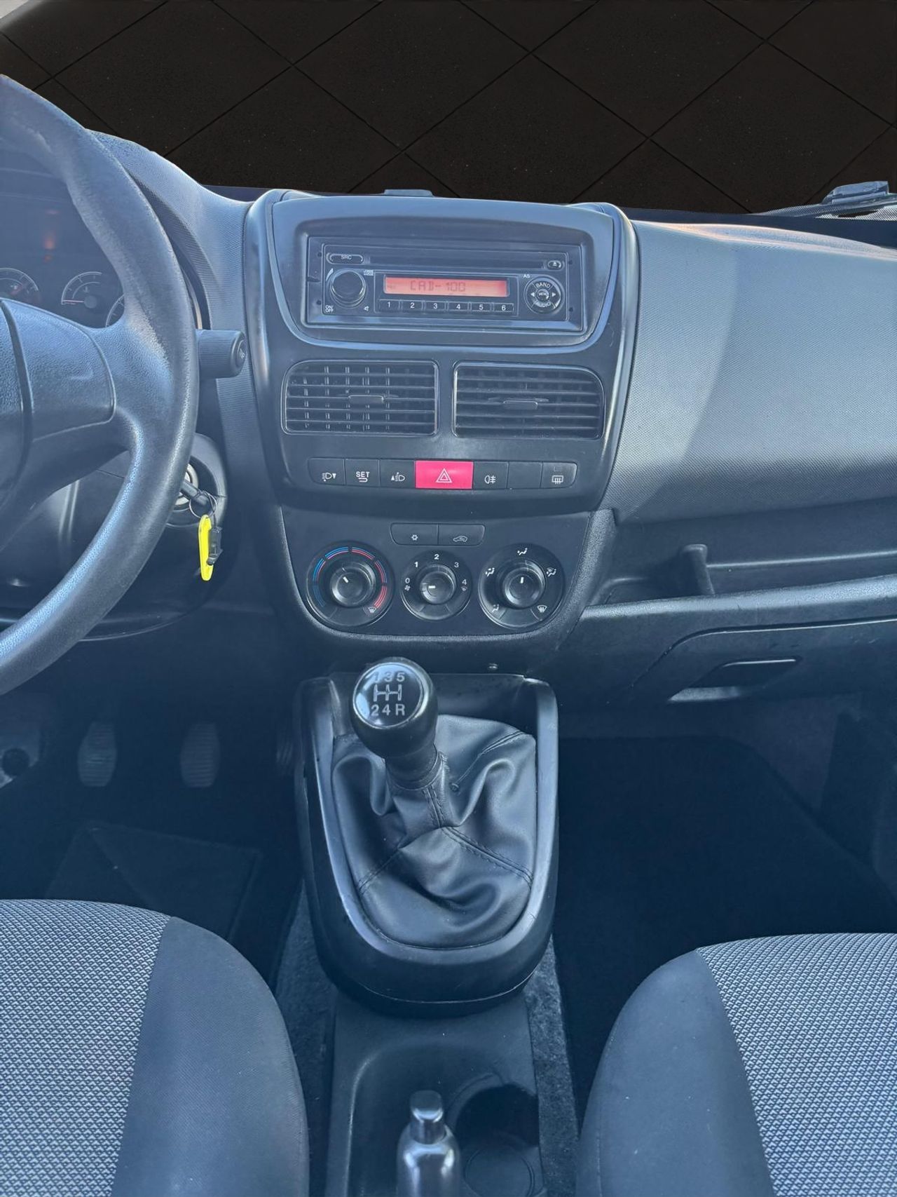 Fiat Doblò Dobló Panorama Active 1.3 Multijet 90 - Foto 13