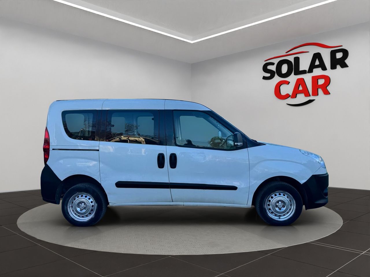 Fiat Doblò Dobló Panorama Active 1.3 Multijet 90 - Foto 5