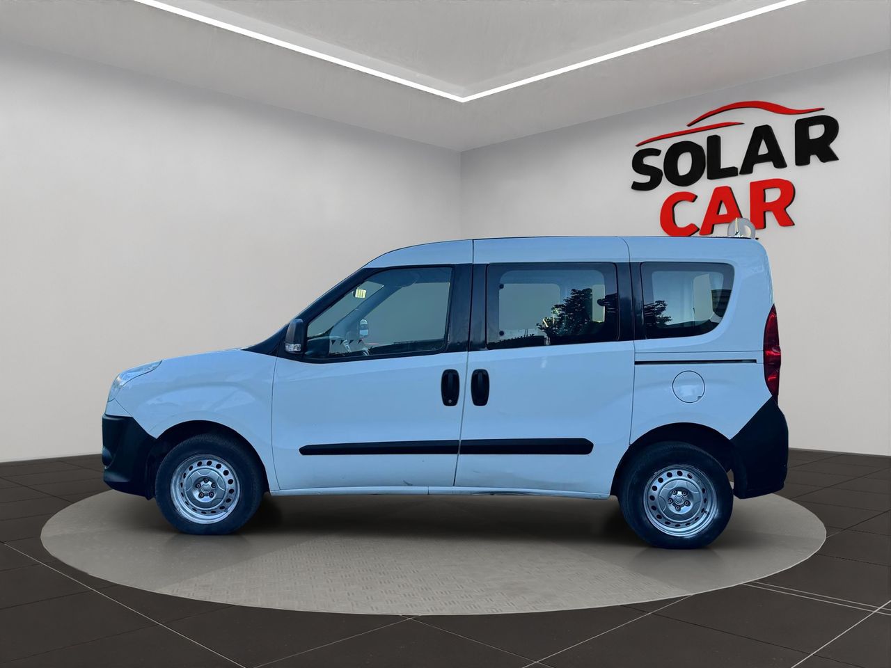 Fiat Doblò Dobló Panorama Active 1.3 Multijet 90 - Foto 6