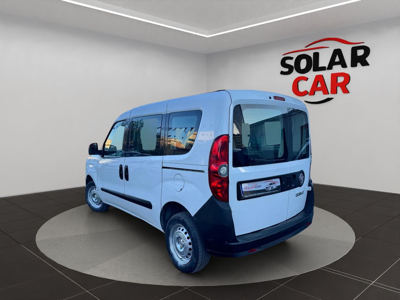 Fiat Doblò Dobló Panorama Active 1.3 Multijet 90 - Foto 23