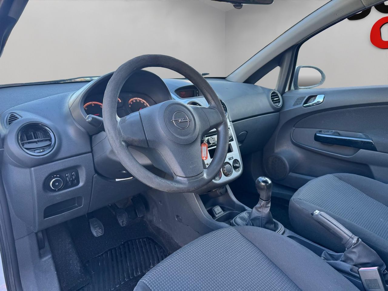 Opel Corsa 3p Expression 1.3 CDTi ecoFLEX 75 CV - Foto 8