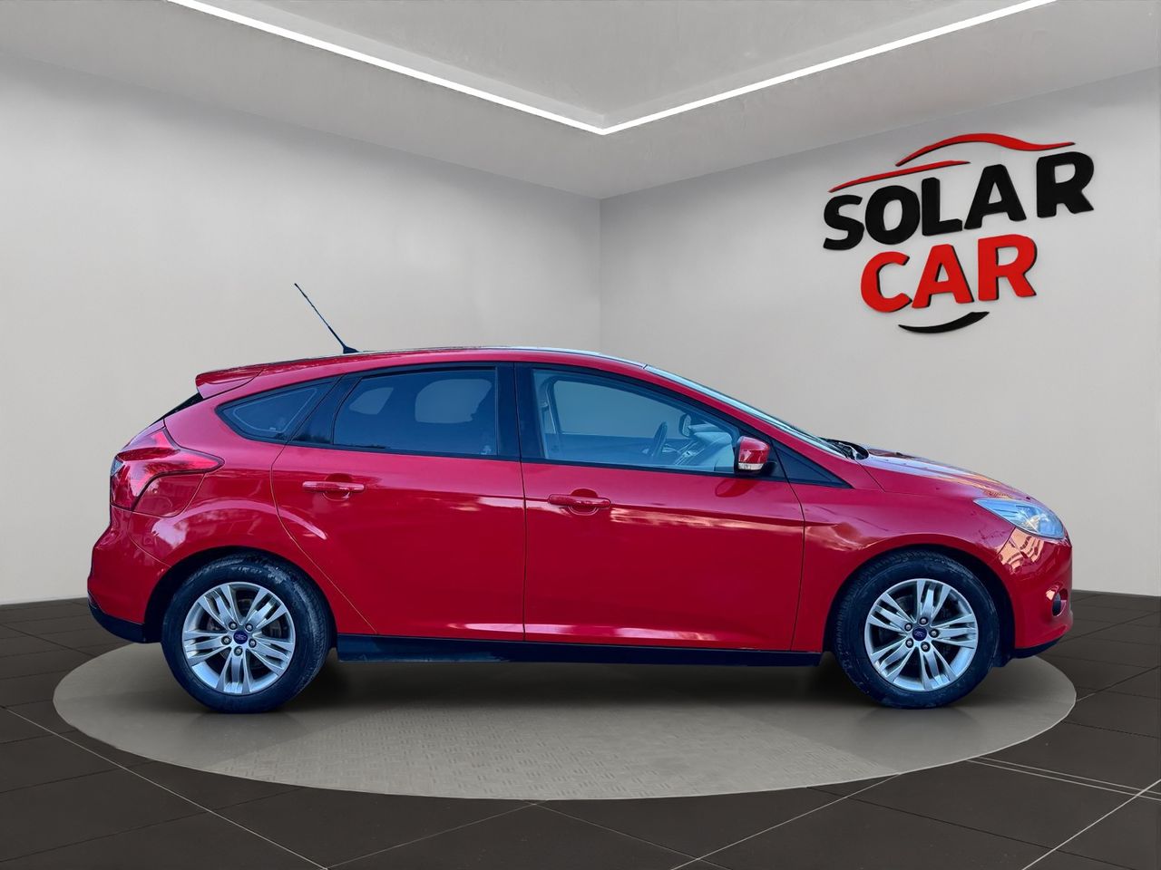 Ford Focus Berlina Trend 1.0 EcoBoost  Auto-Start-Stop 100 CV - Foto 5